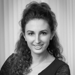 Meet your Posher, Cristina